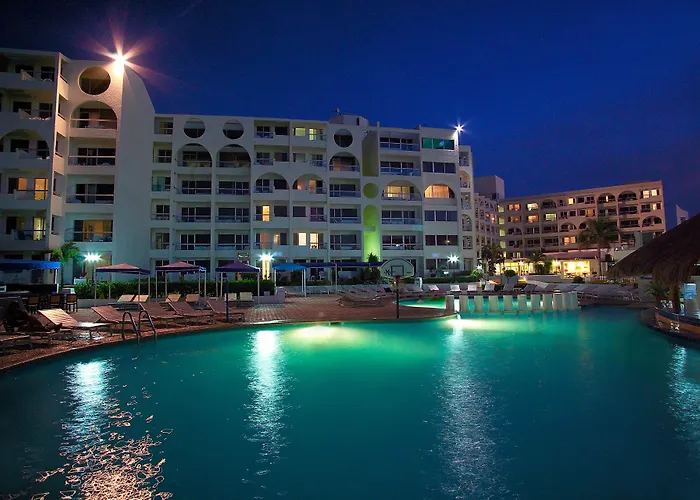 Aquamarina Beach Hotel Cancún
